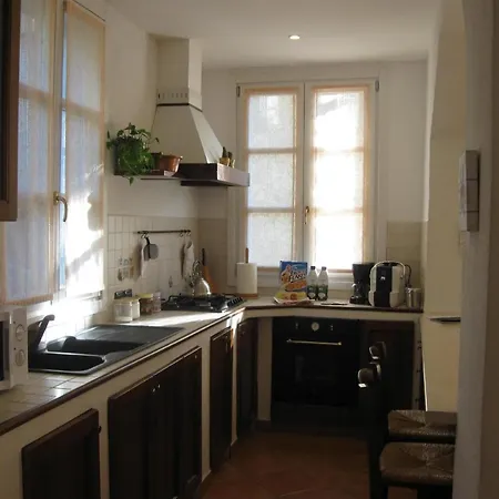 Komfortable Und Gut Ausgestattete Ferienwohnung In Einer Historischen Wassermuehle Am Comer See Appartement *