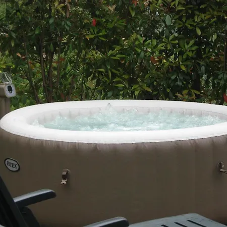 Komfortable Und Gut Ausgestattete Ferienwohnung In Einer Historischen Wassermuehle Am Comer See Nesso